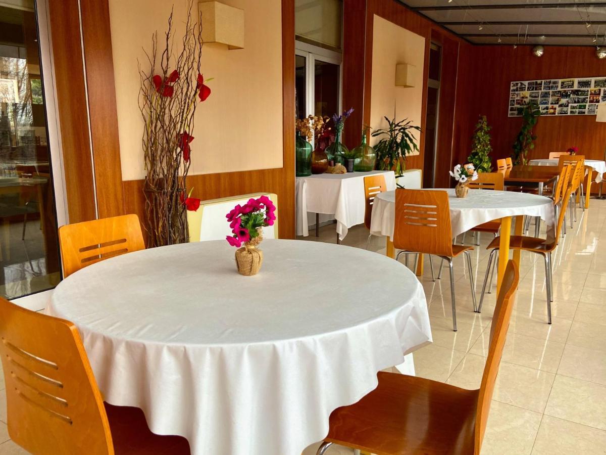 Hotel Berga Park Exterior photo