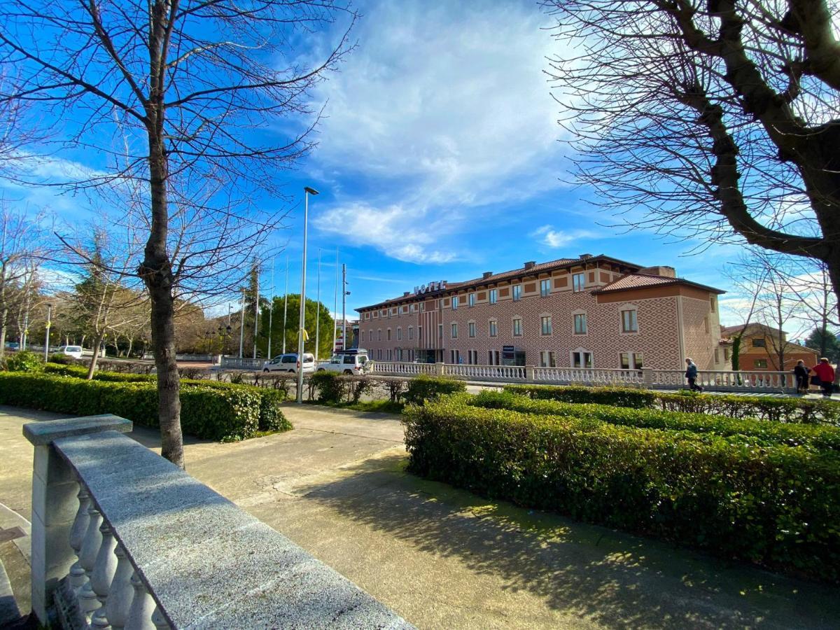 Hotel Berga Park Exterior photo